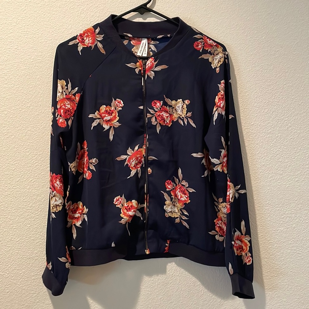 Flower Zip-up